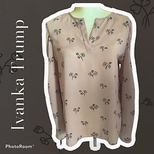Ivanka Trump Small Blouse Open Sleeves